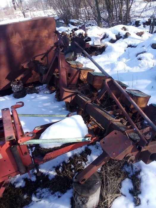 Продам сеялку ССТ6