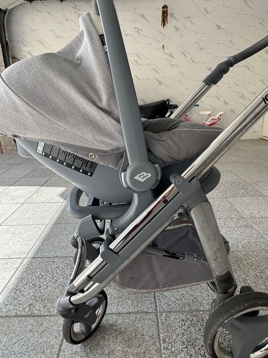 Carrinho de bebé