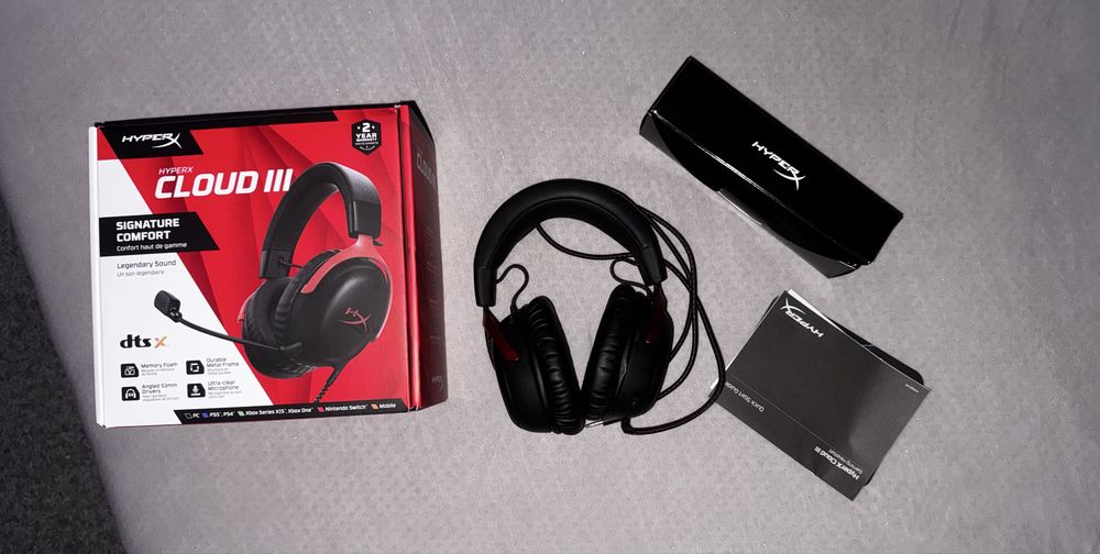 HyperX Cloud III – stan idealny, komplet