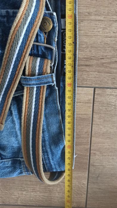 Krótkie jeansowe spodnie Cropp W 33 r.L