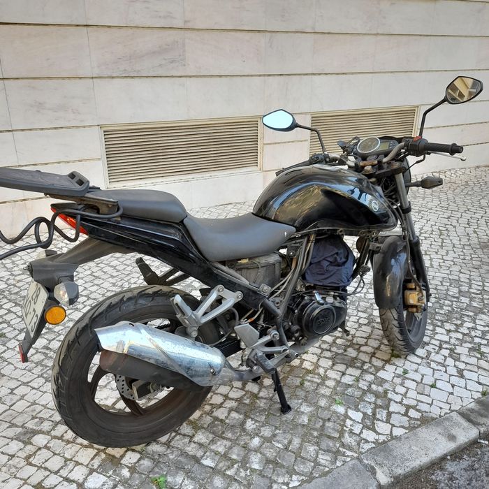 Sym wolf 125  Avariada