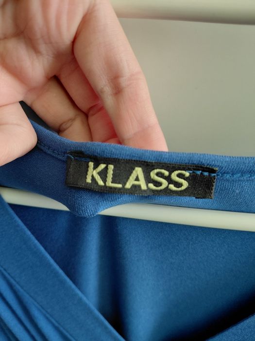 Sukienka dzianinowa firmy Klass