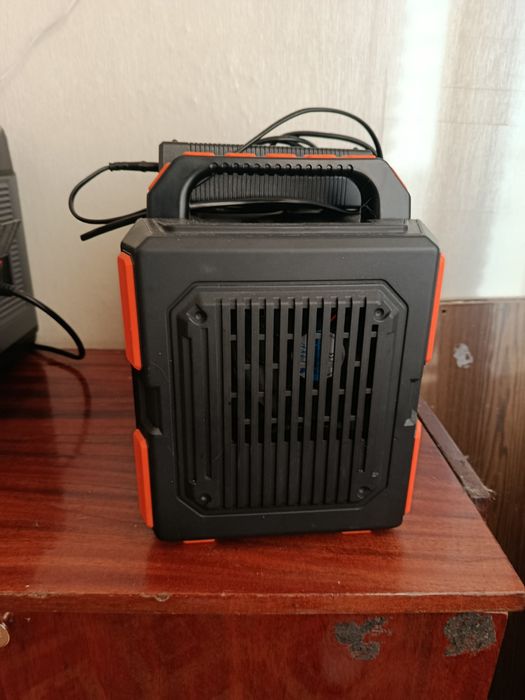 Зарядна станція FlashFish F132