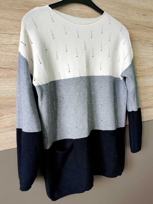 Sweter damski z cekinami trzy kolory rozm.3/4XL