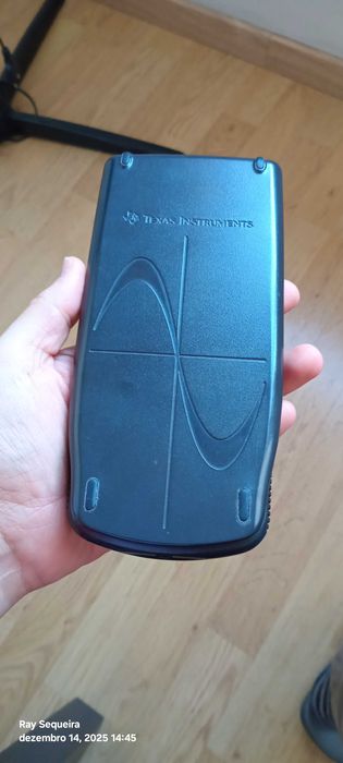 Calculadora gráfica TI 83 plus