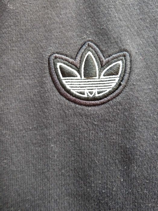 bluza crewnewck adidas originals central haft logo(unisex)