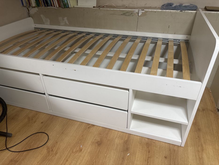 Lozko ikea slakt z polka i szufladami