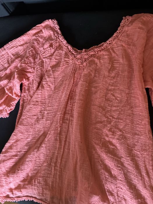 Blusa de linho cor coral