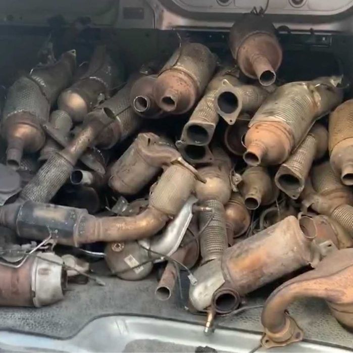 Продати каталізатор ціна фільтра катализатор здати сдать куплю. Львів