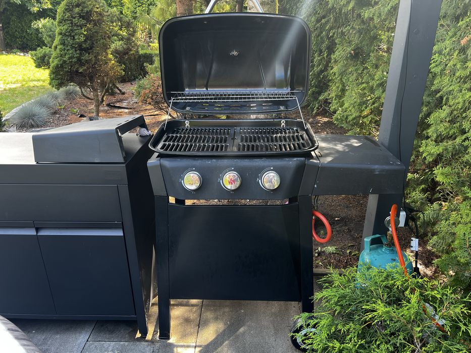 Grill gazowy zewnetrzny