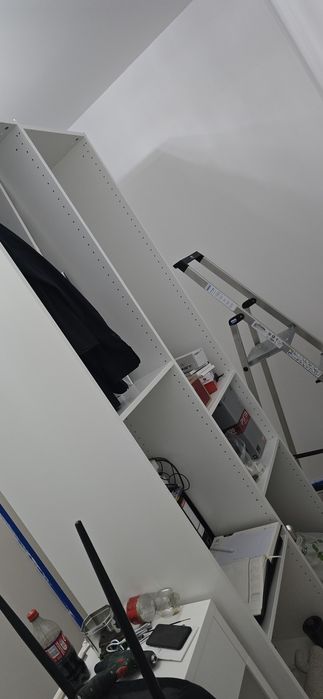 Obudowa szafy ikea z drążkiem i półkami 236x50xx60