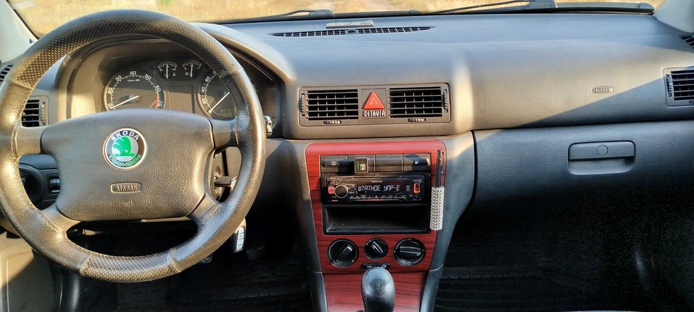 Skoda Octavia tour 1.6 2007рік газ/бензин