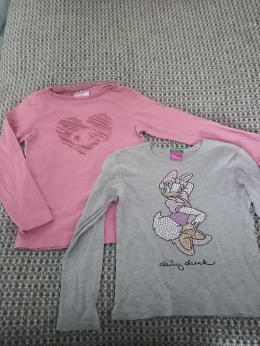 Светрики по 5 - 25 грн,