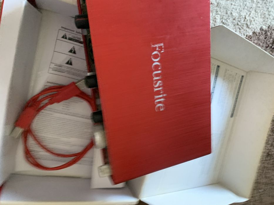 Focusrite Scarlett 2i4