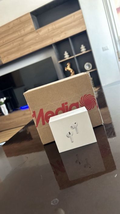 Sprzedam słuchawki AirPods Pro 3