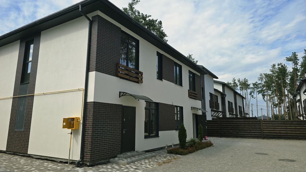 Продам дуплекс  в Гостомелі з бомбосховищем Без комісі Під програмиї