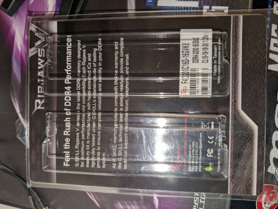 MPG Z390 gaming pro carbon AC i7-9700k Ram 16gb RipJaws