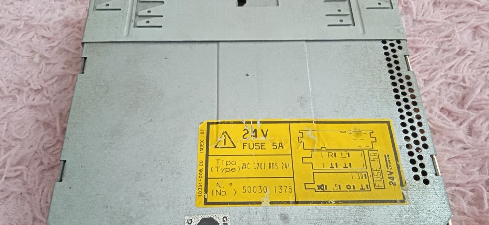 Автомагнітола 24v