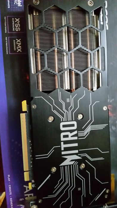 Відеокарта Intel Arc B570 Acer Nitro OC