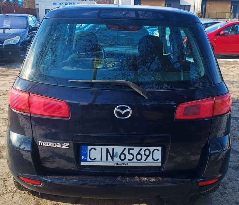 Mazda 2 2005 1.25 ben 100 % sprawna bez rdzy klima niski przebieg