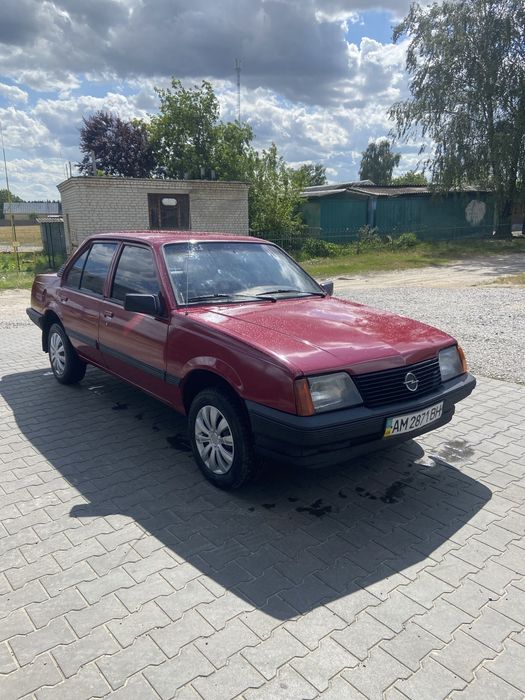 Продам опель аскона 1988р