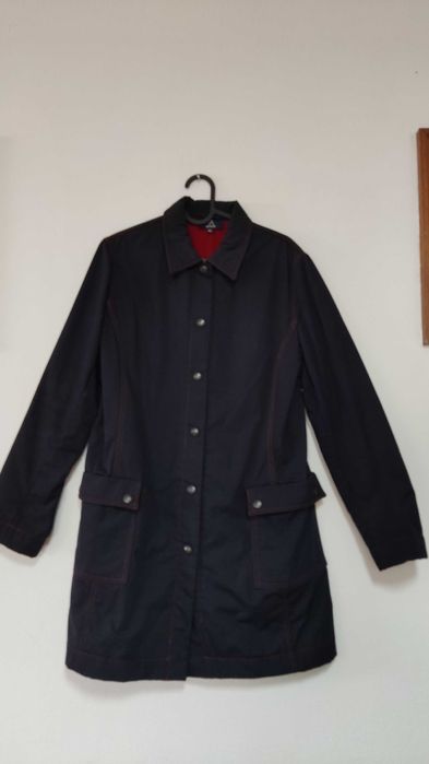 Blazers e blusões em tecido e em pele