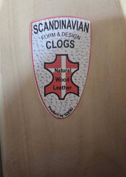 Drewniaki białe Szeno wz. 233 r. 43