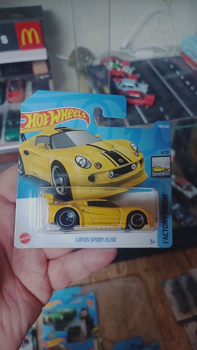 Lotos sport elise hot wheels
