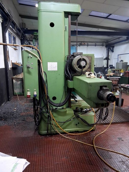 Mandriladora Tos vansdorf W100A