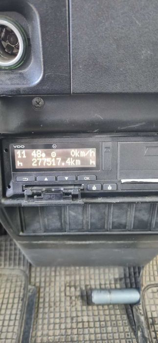 Vende-se Veículo Pesado de Mercadorias – Nissan Atleon TK140-80