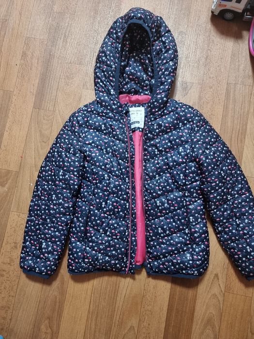 Продам куртку C&A