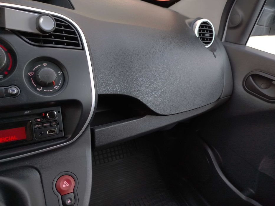 Citroën kangoo 1.5 dci de 2014 com 196000Km.