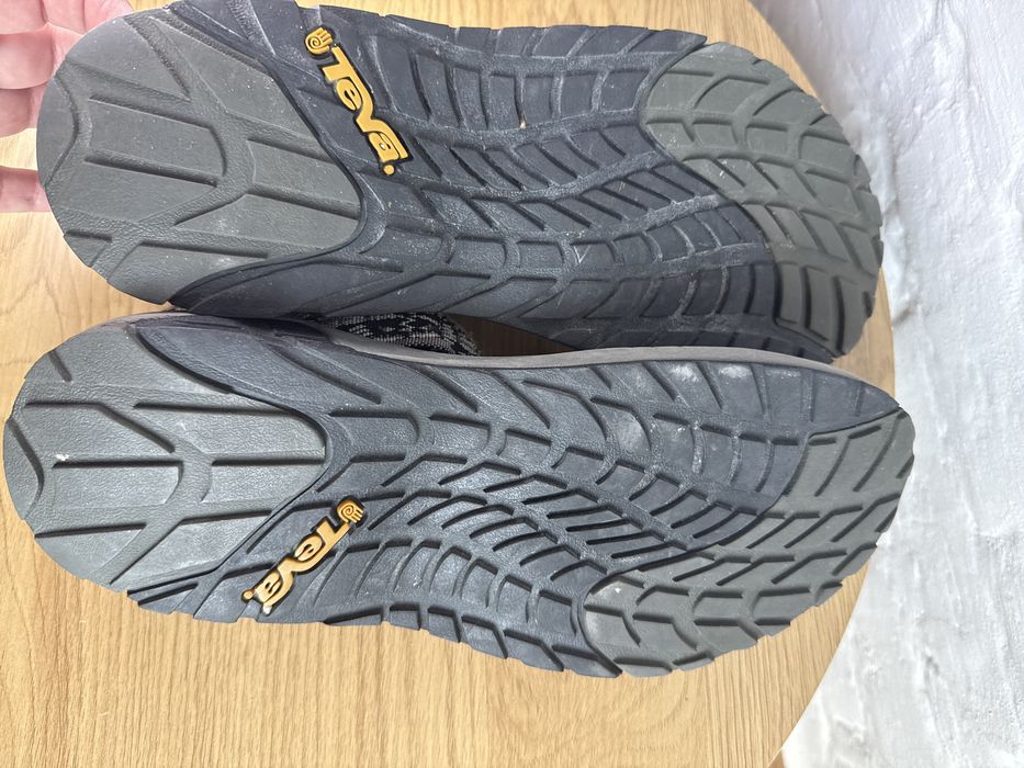 Сандалі Teva Cross Terra