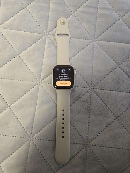 Apple Watch SE 2 44mm Starlight 100% батарея