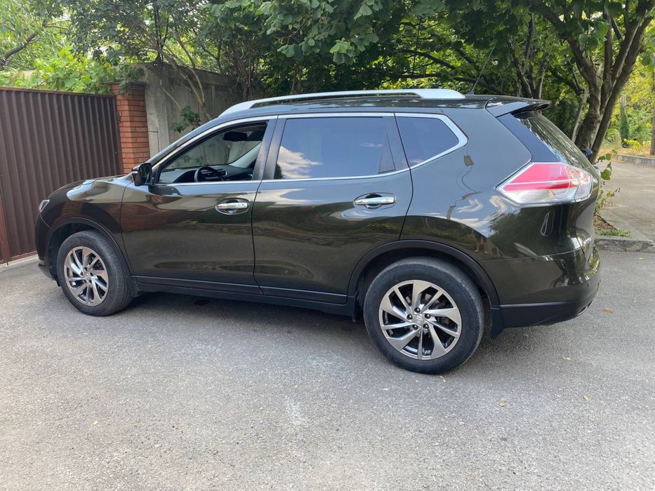 Продам nissan x-trail 1.6 dci передній привід