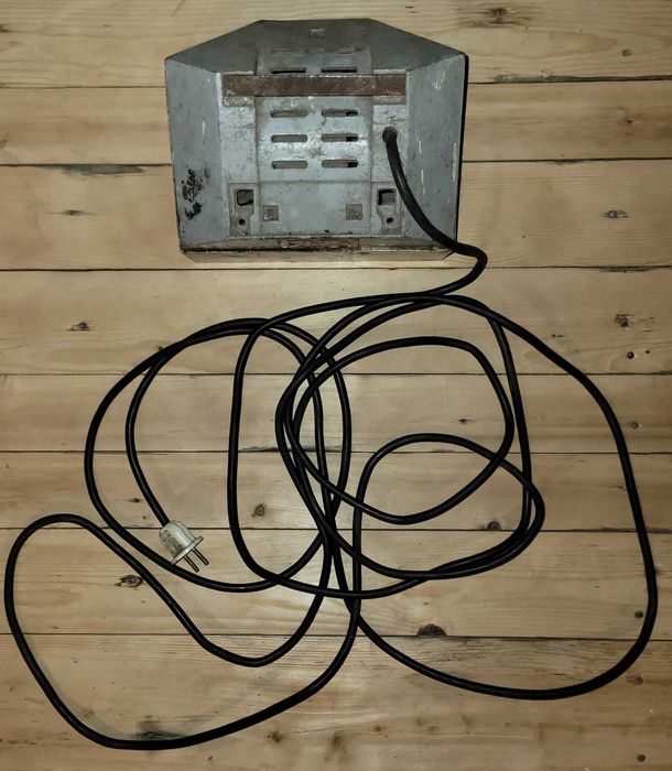 Небольшой обогреватель сушилка для рук