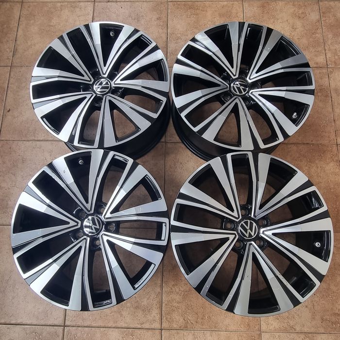 Диски VW R18 5x112 8j ET40 ЦО57.1 оригінал