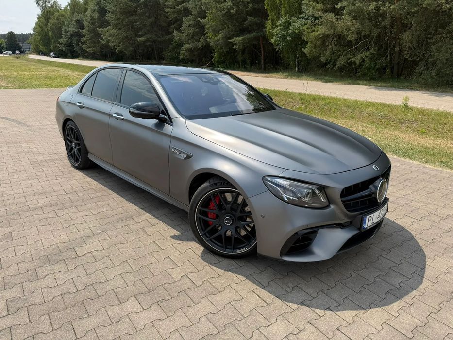 Mercedes-Benz Klasa E Pierwszy właściciel w kraju, niski przebieg