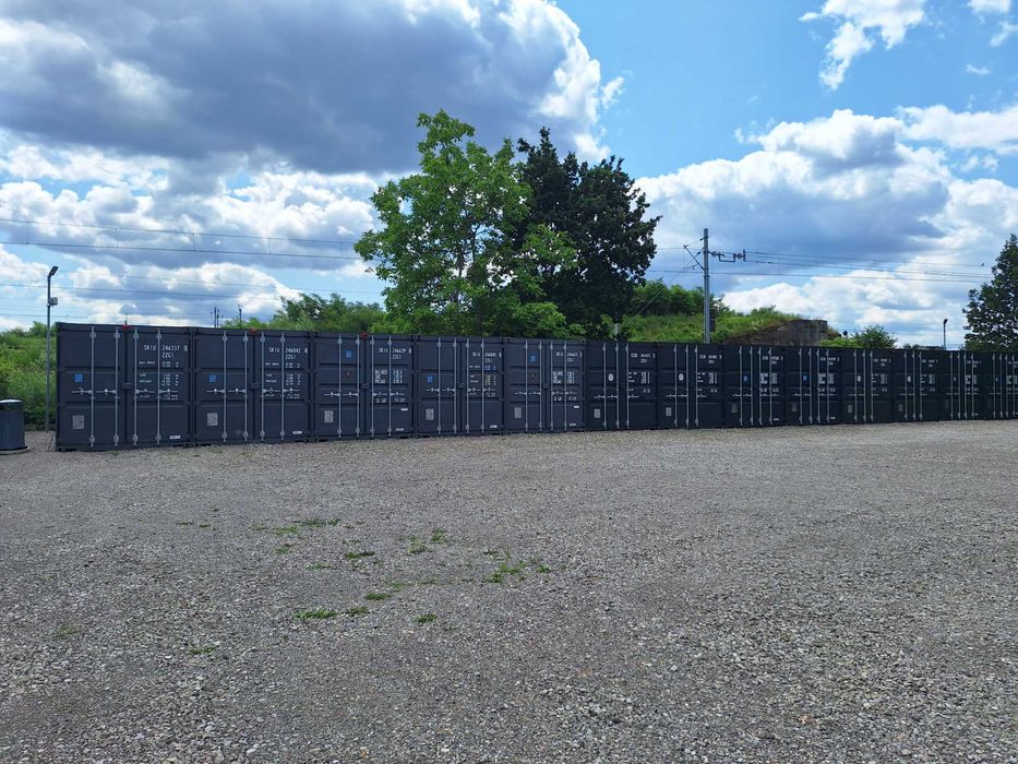 Kontenery magazynowe/ self storage/ os. Złocień