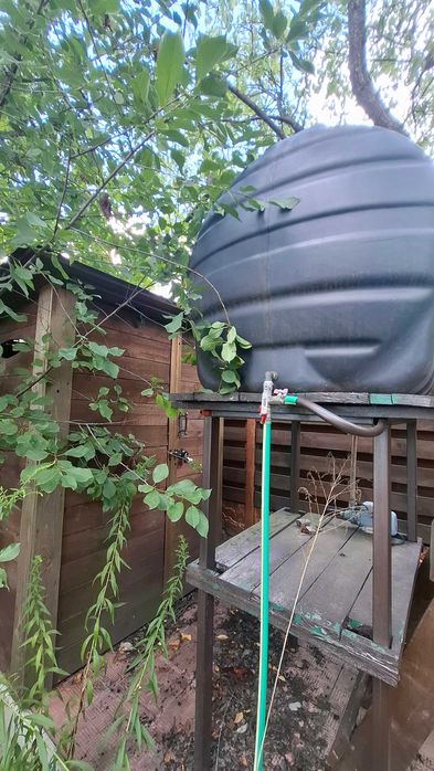 Продам дачу, участок Ледное, Бавария, метро Холодная Гора AN