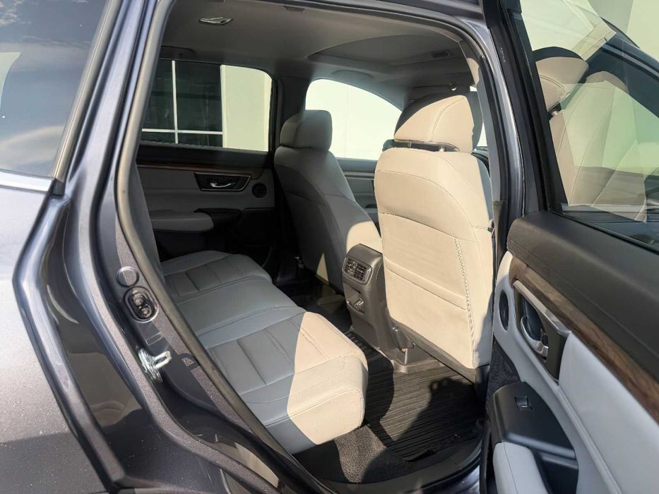 Honda CR-V Touring      2018