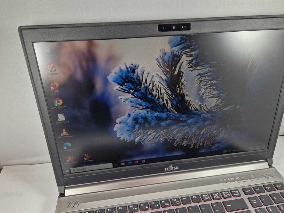 Laptop Fujitsu Siemes Lifebook E754 i5/500GB/16GB zasilacz