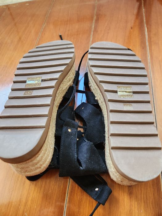 Sandálias/Espartilhas ASOS Novas