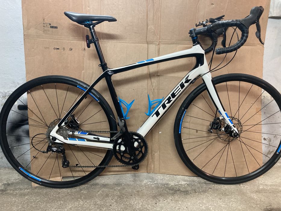 Rower szosowy TREK Domane 4.0 Disc rozm. 54.2 cm + akcesoria