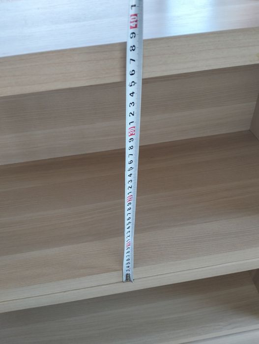 Меблі 2 полички і столик