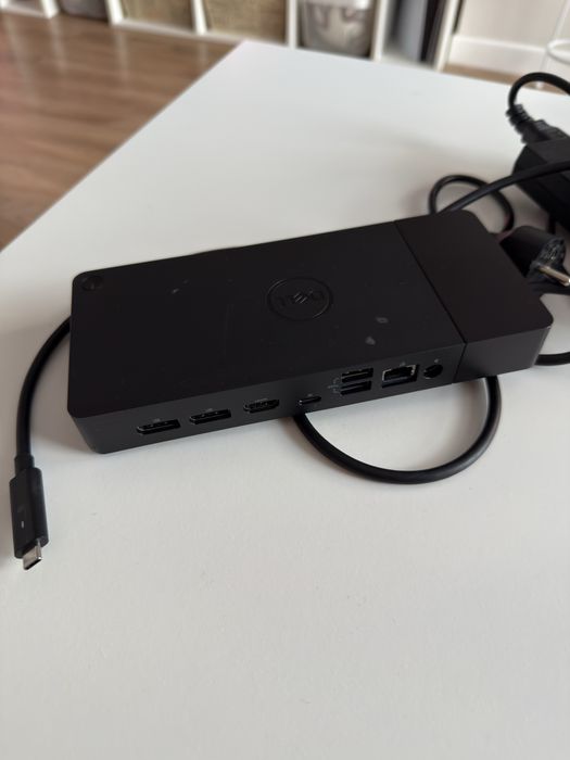 Stacja dokująca DELL WD19S