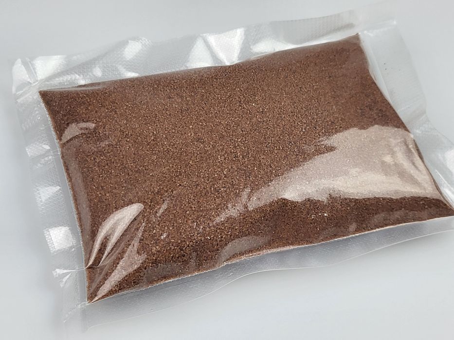 Piasek dekoracyjny do terrarium brązowy