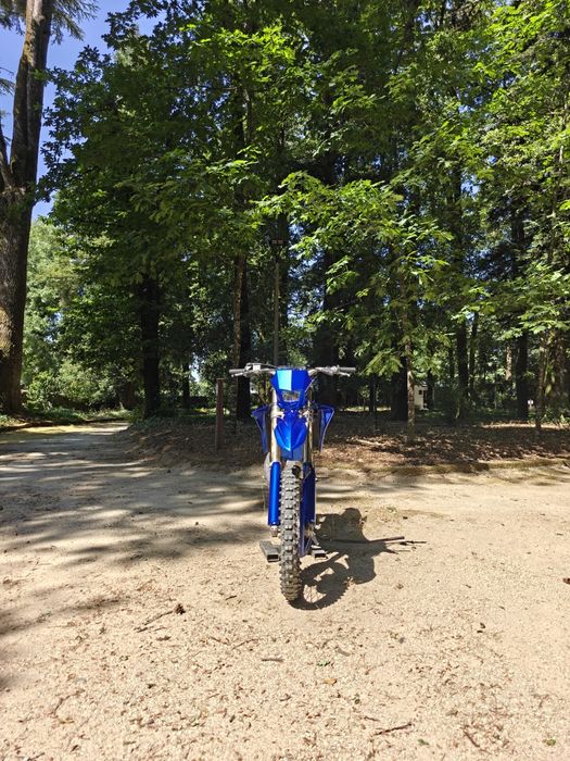 Yamaha YZ 125 matrículada