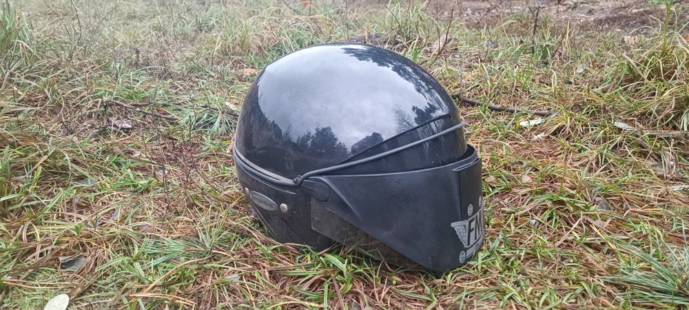 Шолом. Мото шолом.