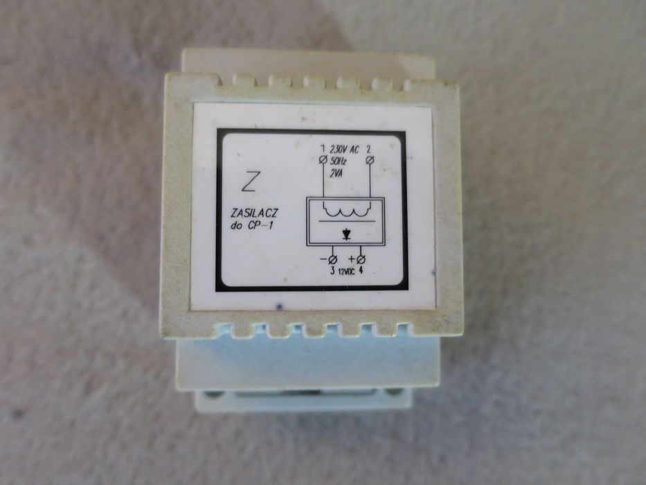 Zasilacz 230 V / 12 V DC